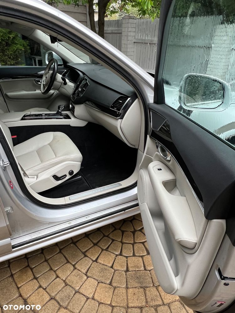 Volvo XC 90 T6 AWD Geartronic Momentum - 10