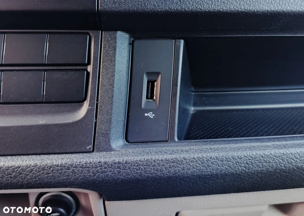 Volkswagen transporter T6 - 15