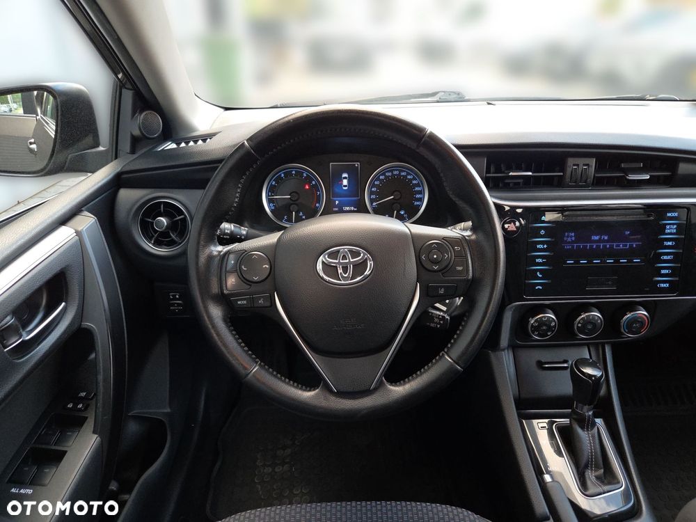 Toyota Corolla 1.6 Comfort MS - 16
