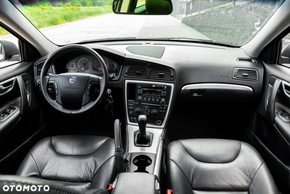 Volvo XC 70 AWD - 27
