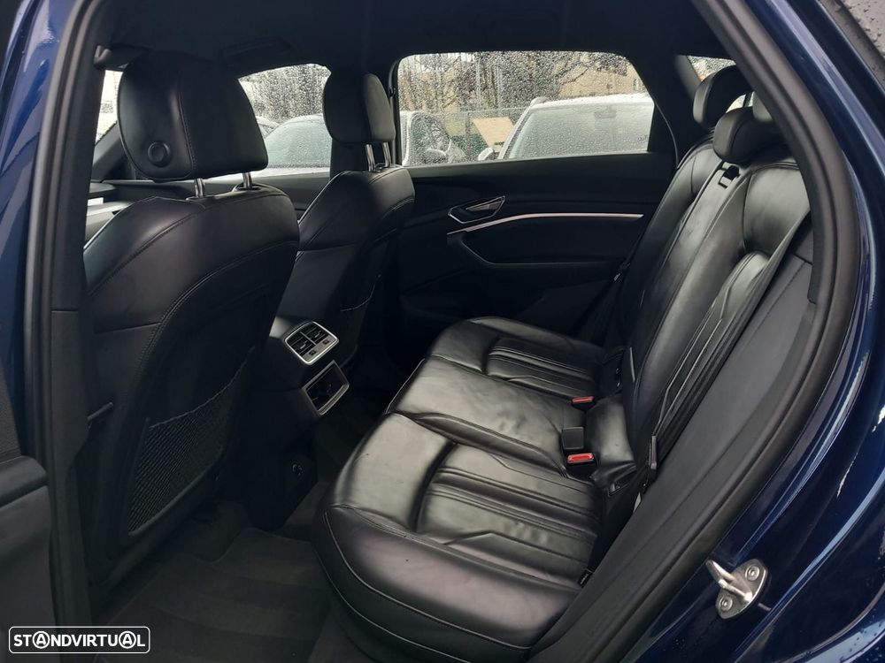 Audi e-tron 55 quattro S line - 24