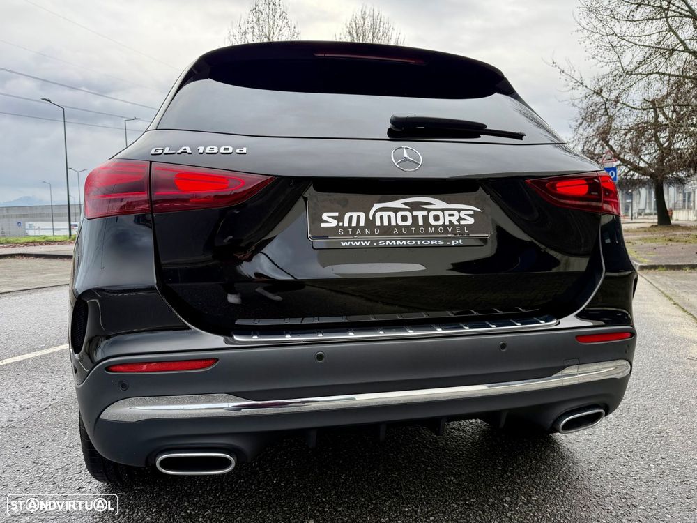 Mercedes-Benz GLA 180 d AMG Line - 6