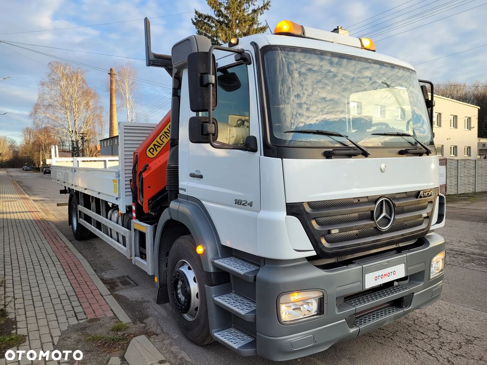 Mercedes-Benz AXOR 1824 // HDS PALFINGER PK 15500 4 WYSUWY 12,20m // SKRZYNIA ŁADUNKOWA 8m // ŻURAW DŹWIG KRAN CRANE // DO WIĘŹBY DACHOWEJ // MOŻLIWOŚĆ SKRÓCENIA - 18