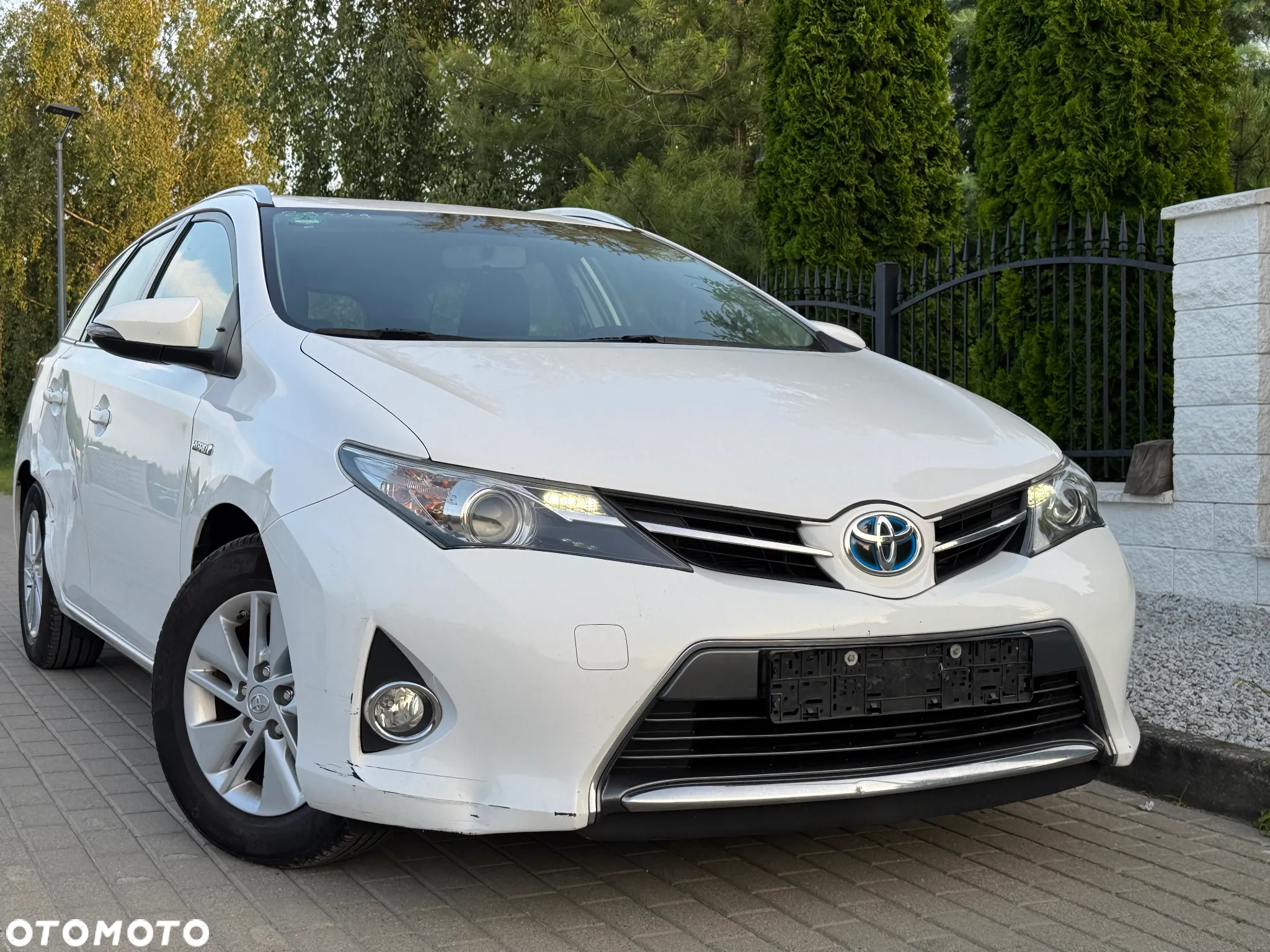 Toyota Auris 1.8 VVT-i Hybrid Automatik Comfort - 6