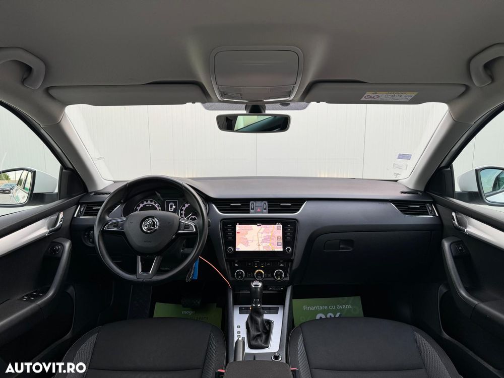 Skoda Octavia 1.6 TDI DSG Style - 5