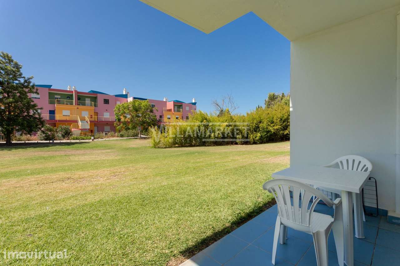 Apartamento T0 inserido no Rés do Chão do complexo turístico de 4 estr - Grande imagem: 4/24