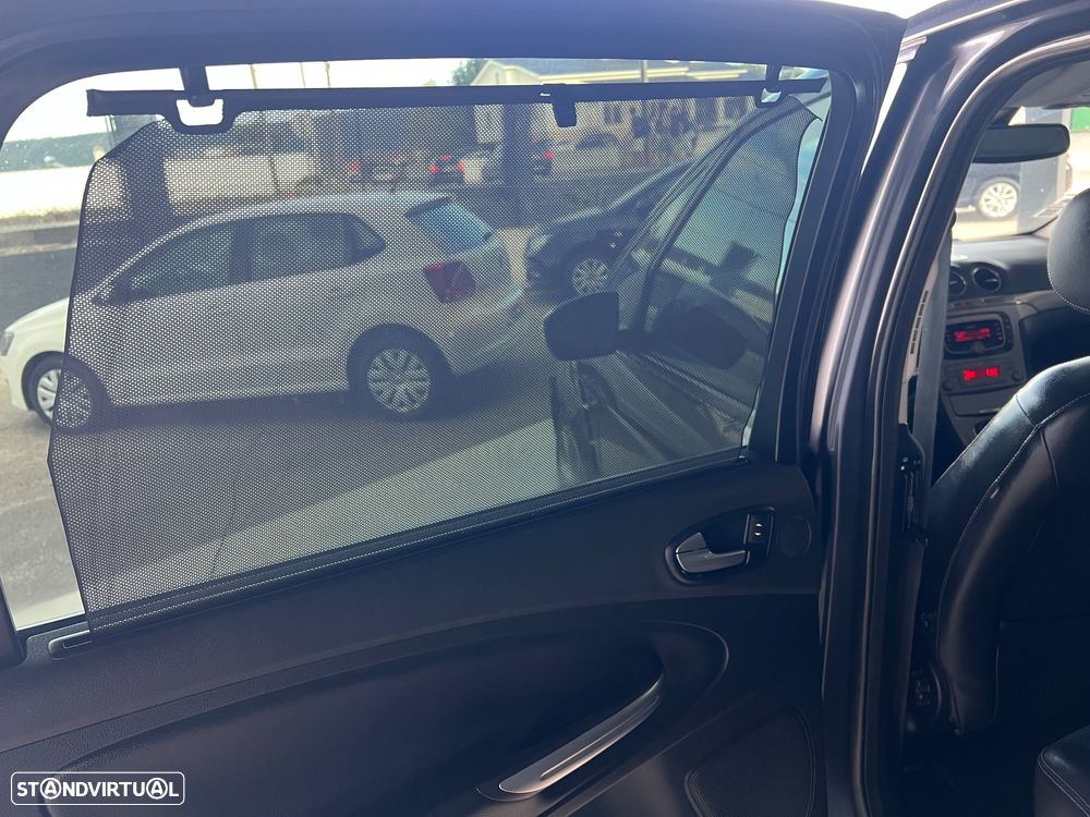 Ford S-Max 1.8 TDCi Titanium 7L - 17