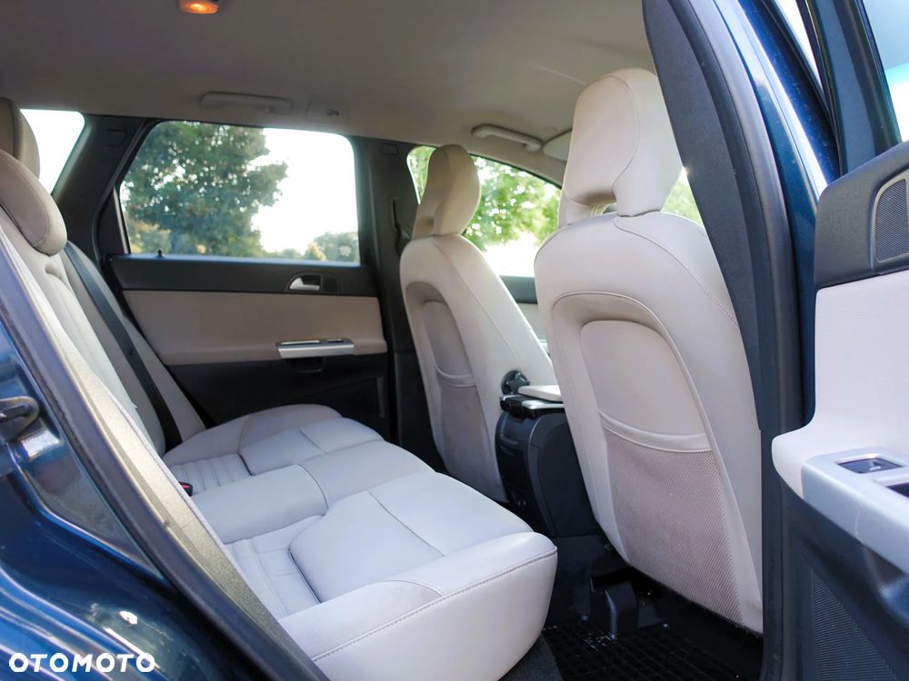 Volvo V50 2.0D Summum - 23