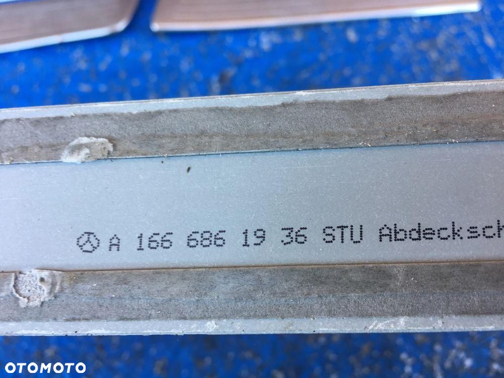 Mercedes W292 GLE Listwa Nakładka Progu Na Prug Przód Tył - 3