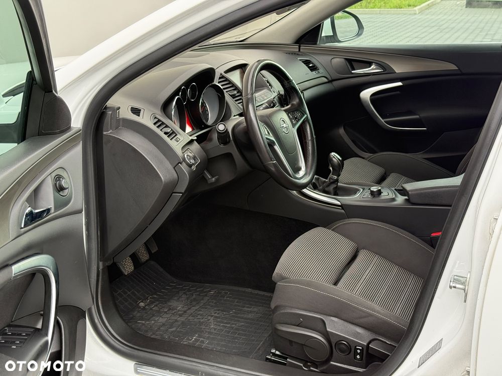 Opel Insignia 2.0 CDTI Sports Tourer Design Edition - 10