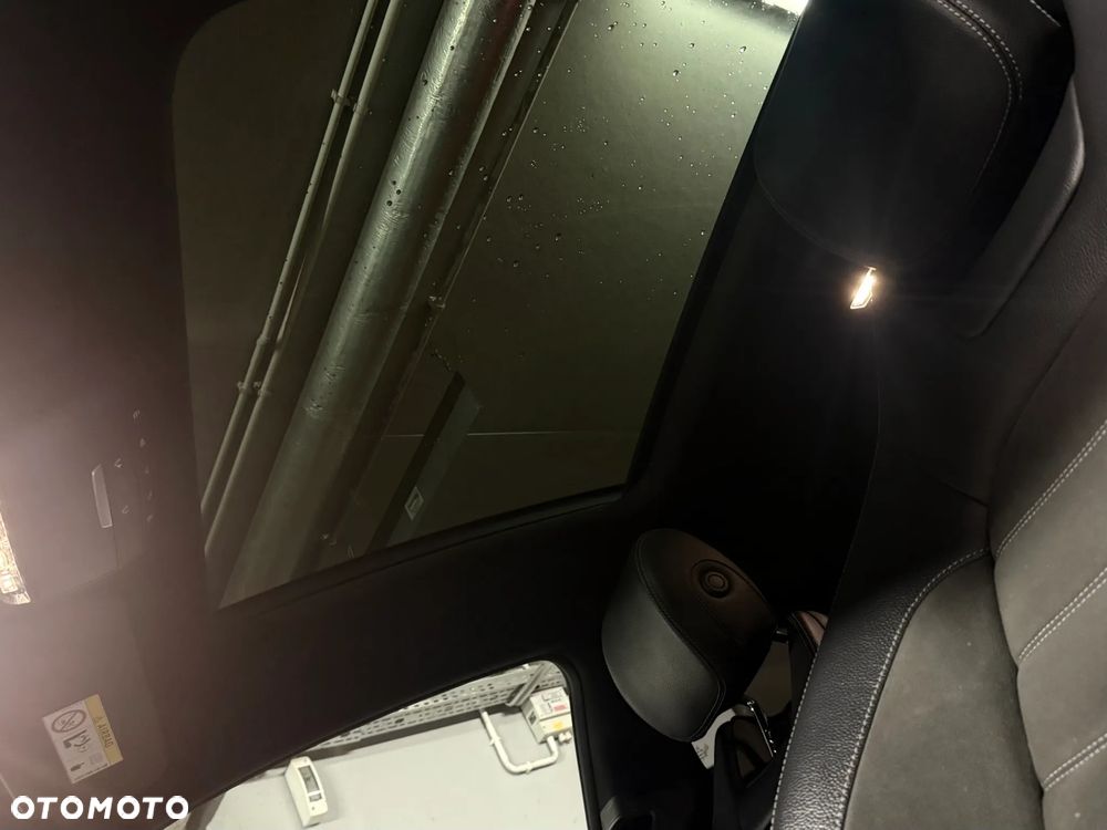 Mercedes-Benz Klasa C 300 9G-TRONIC AMG Line - 25