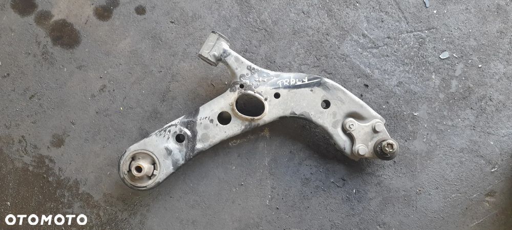 Toyota RAV4 2.5 benzyna wahacz prawy !! Lift Hybryda - 1