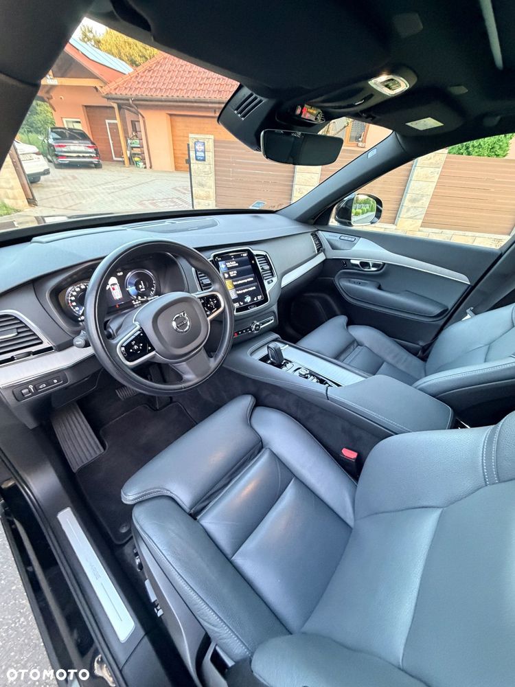 Volvo XC 90 T8 AWD Recharge Geartronic RDesign Edition - 32