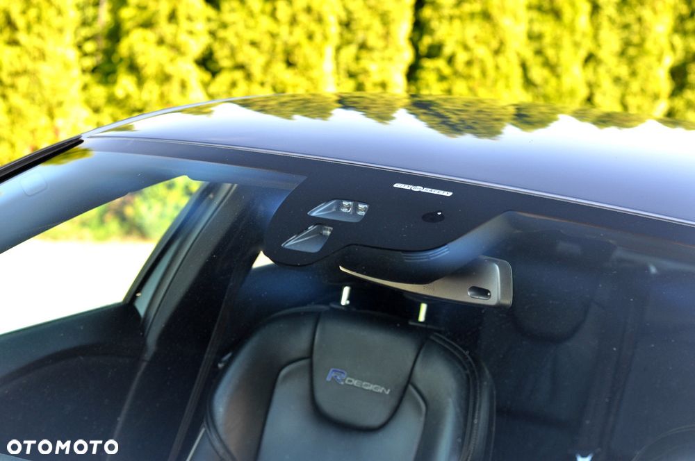 Volvo V40 D3 R-Design Summum - 14