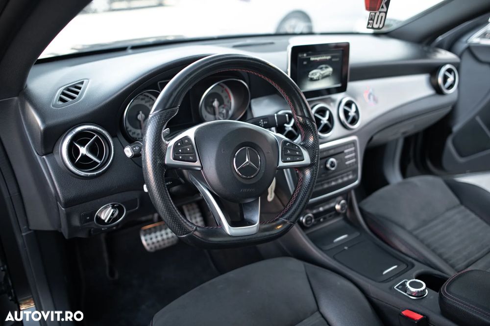 Mercedes-Benz CLA 220 d 4Matic 7G-DCT AMG Line - 8