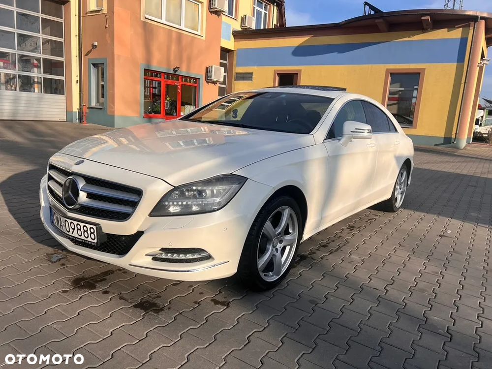 Mercedes-Benz CLS 350 CDI 4-Matic BlueEff - 4