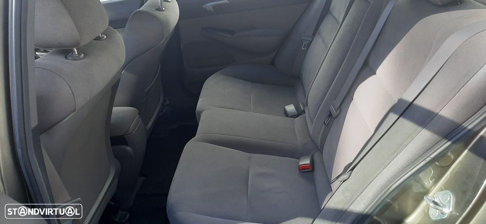 Honda Civic - 8