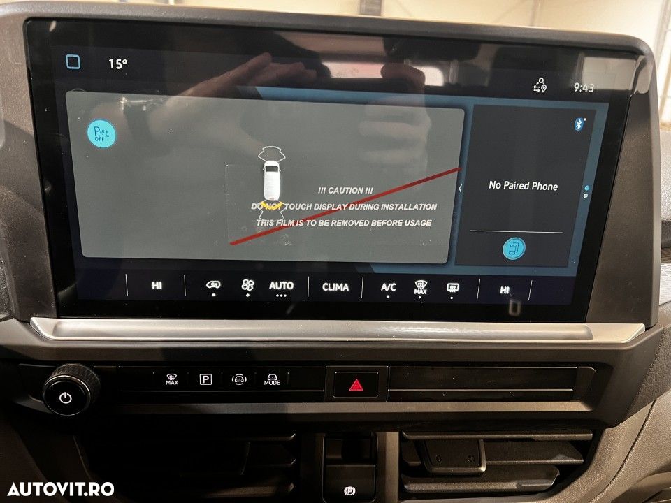 Volkswagen Caravelle - 10