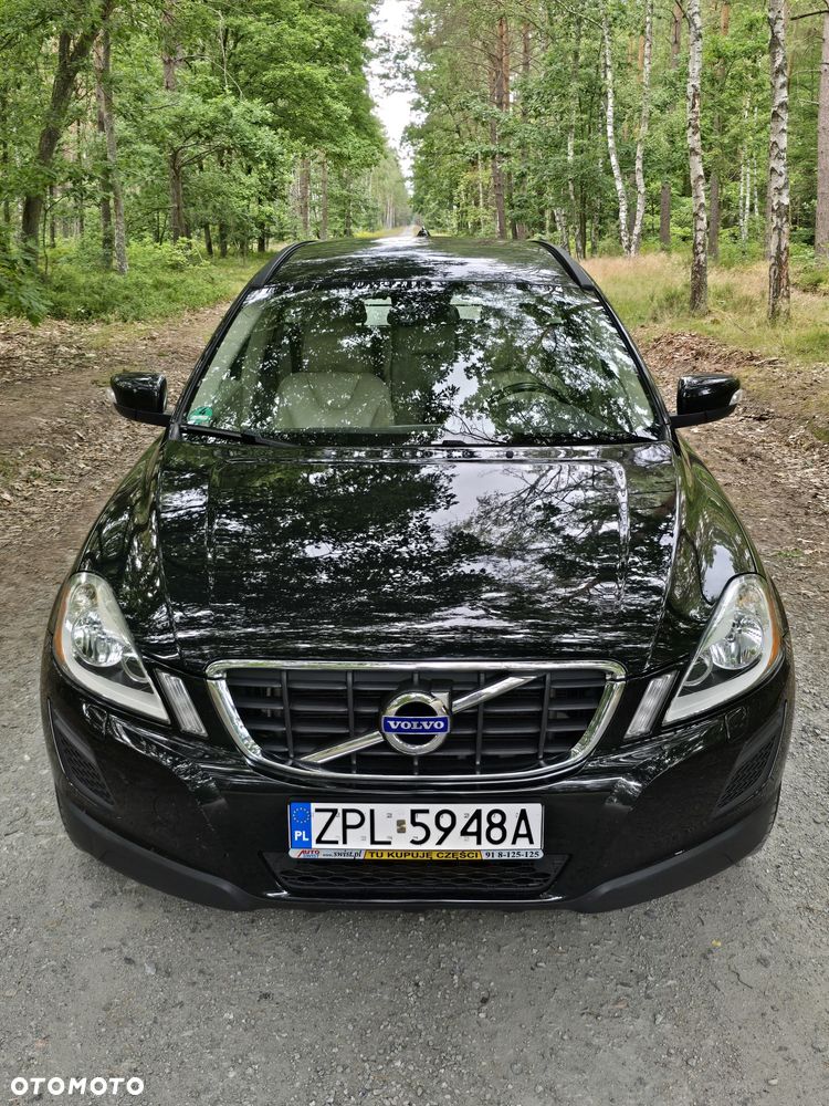 Volvo XC 60 - 4