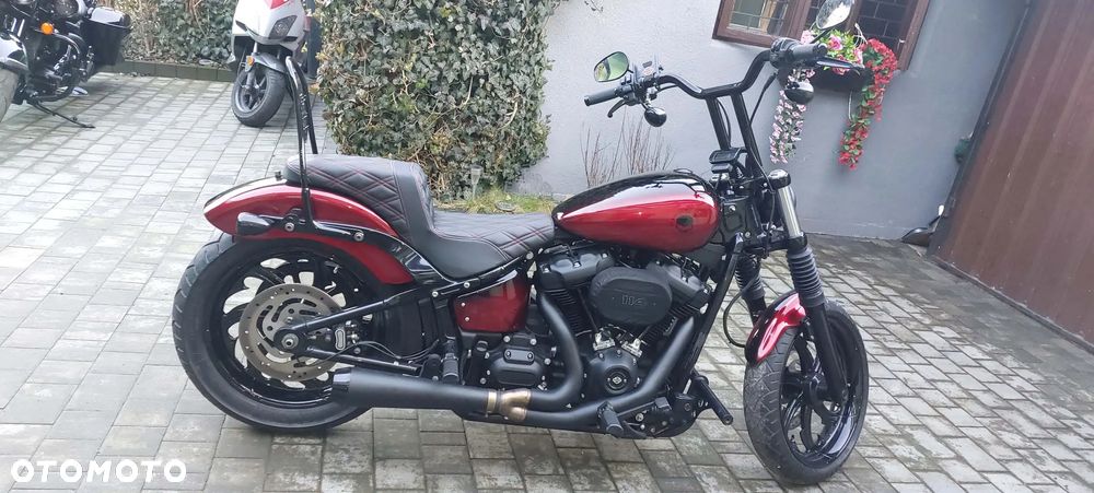 Harley-Davidson Softail Street Bob - 10