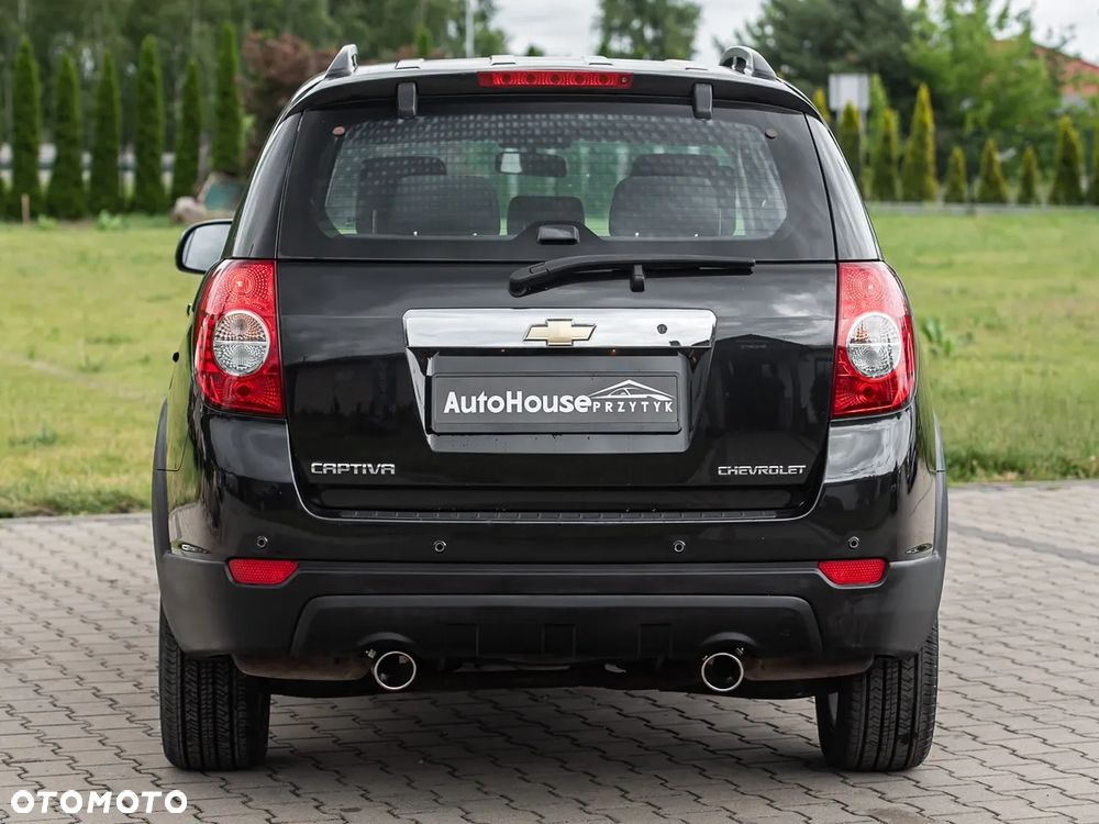 Chevrolet Captiva 2.4 2WD 7 Sitzer LS Family Edition - 9