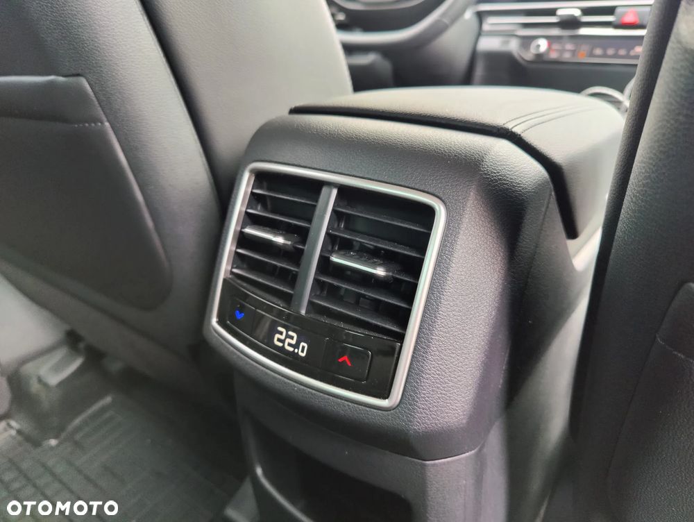 Kia Sportage 1.6 T-GDI HEV Business Line 2WD - 9