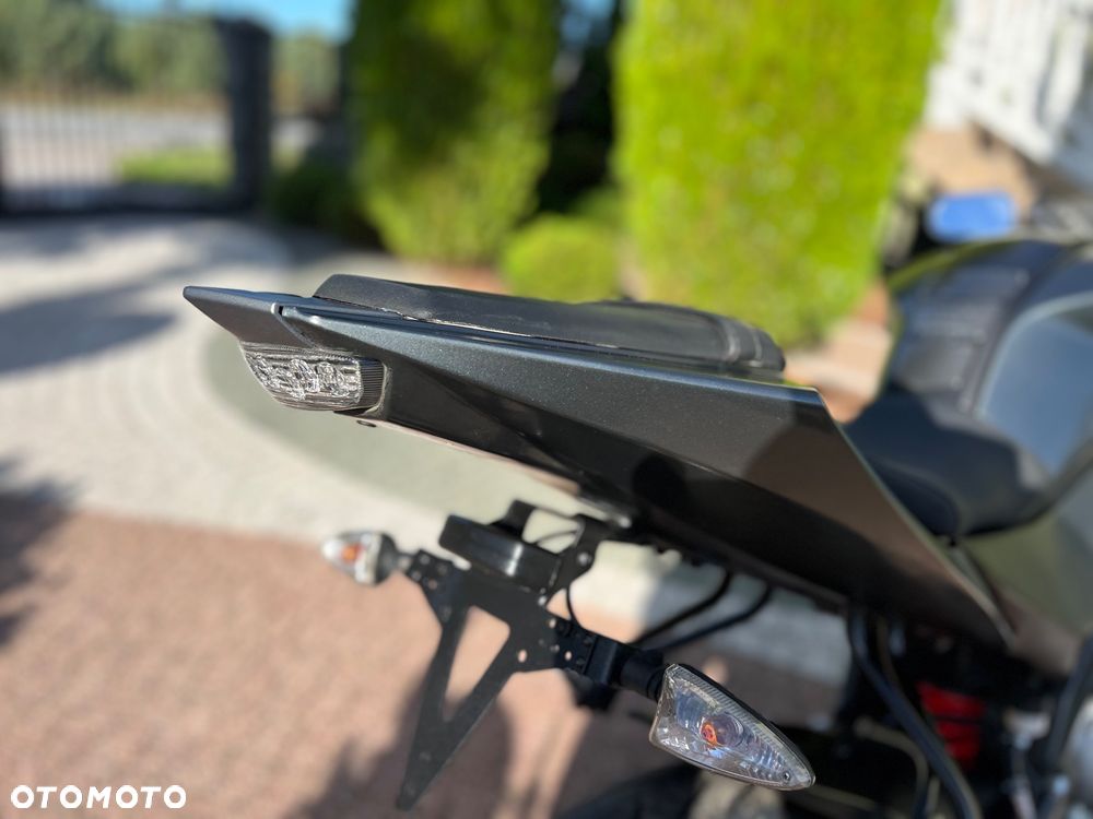 Yamaha YZF - 10