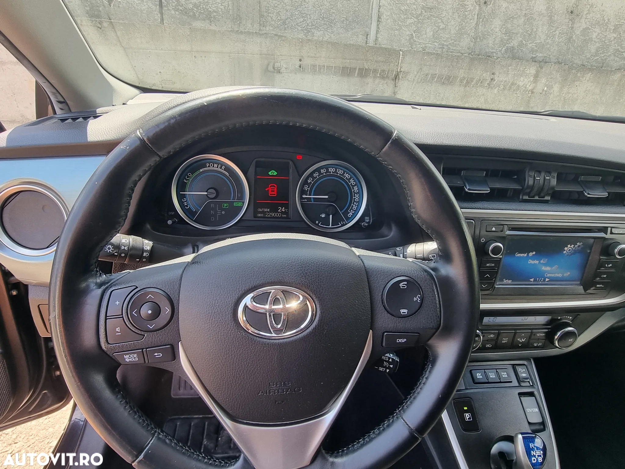 Toyota Auris 1.8 L VVT-i Hybrid Sol - 10