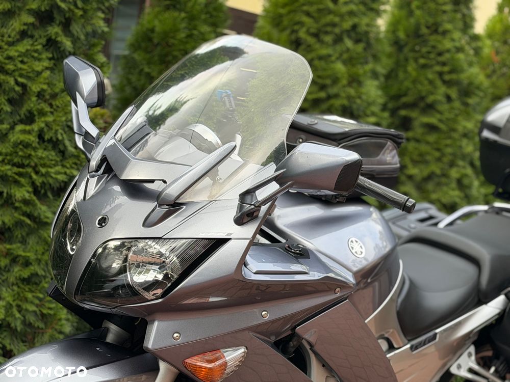 Yamaha FJR - 18