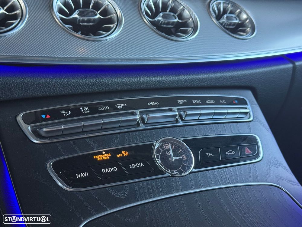 Mercedes-Benz E 220 d Coupe 9G-TRONIC AMG Line - 40