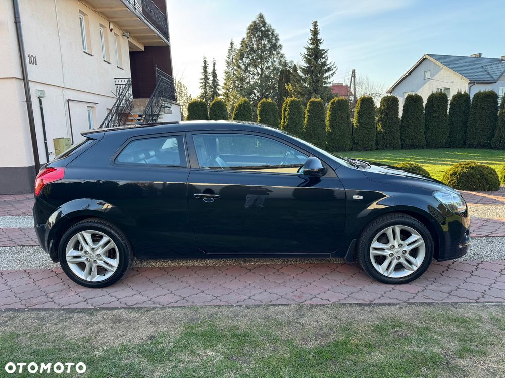 Kia ProCeed 1.6 CVVT LX - 12