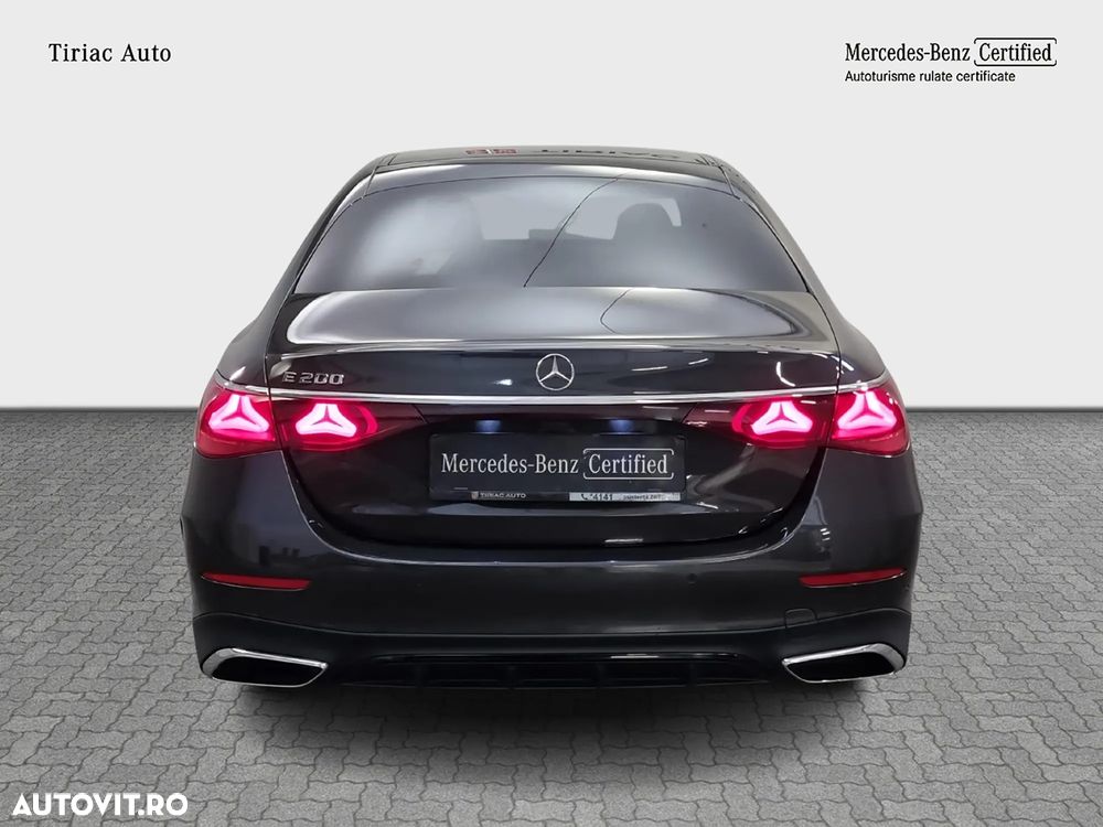 MERCEDES-BENZ E-Class 2023 — imagine 5