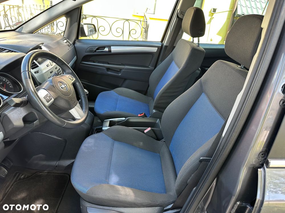 Opel Zafira 1.6 Innovation - 26