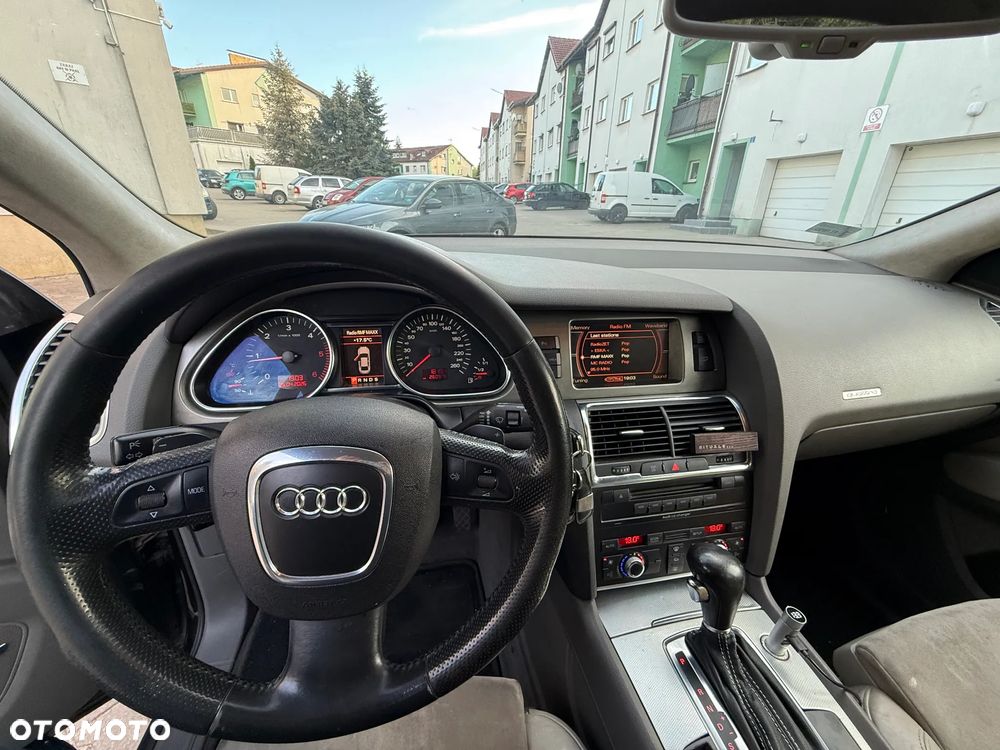 Audi Q7 - 24