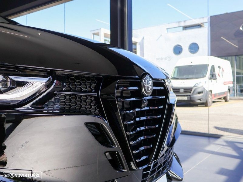 Alfa Romeo Tonale 1.5 Hybrid Veloce - 9