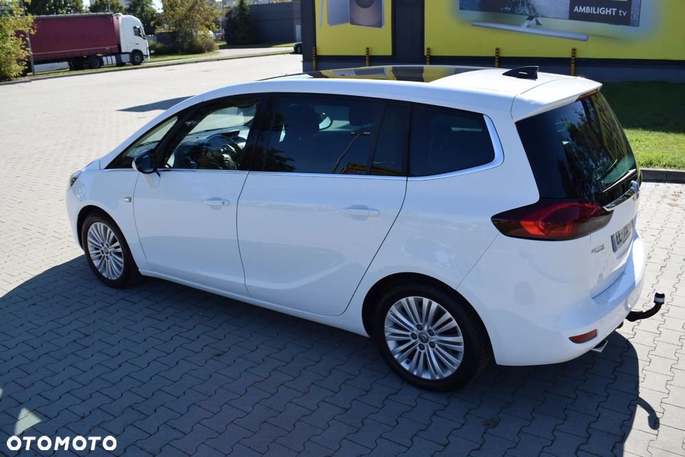 Opel Zafira 2.0 CDTI Cosmo - 21
