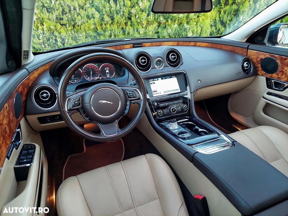 Jaguar XJ 3.0 V6 Kompressor Portfolio - 10