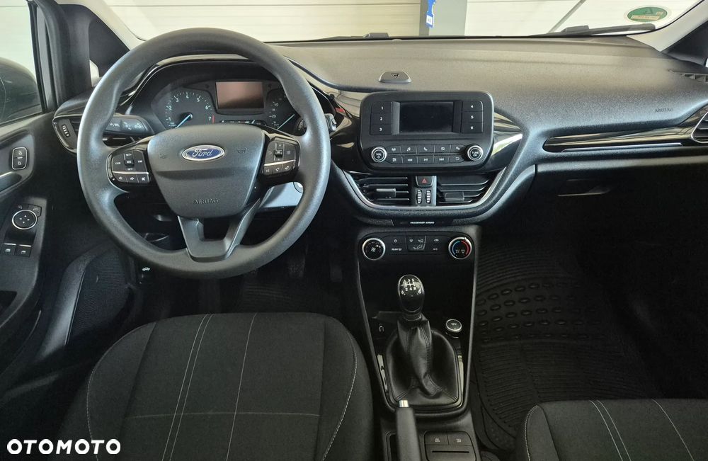 Ford Fiesta 1.1 Trend - 6