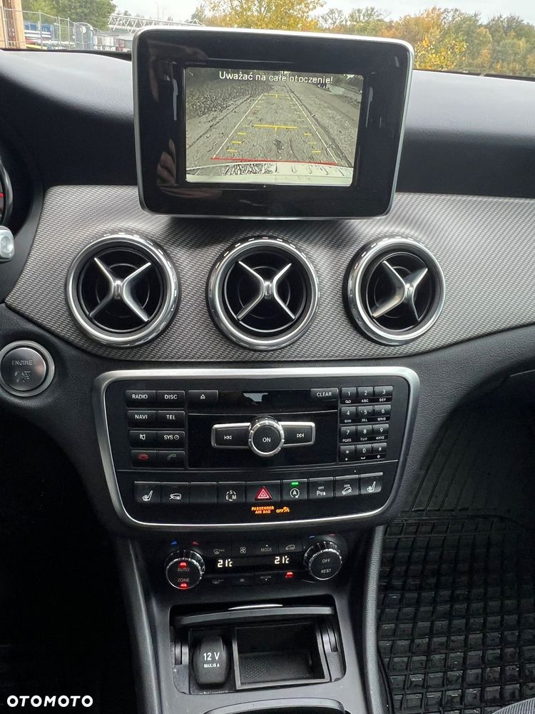 Mercedes-Benz GLA - 29