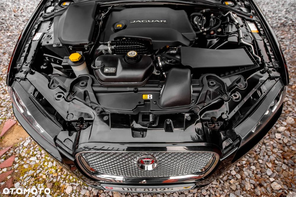 Jaguar XF 3.0 V6 S - 16