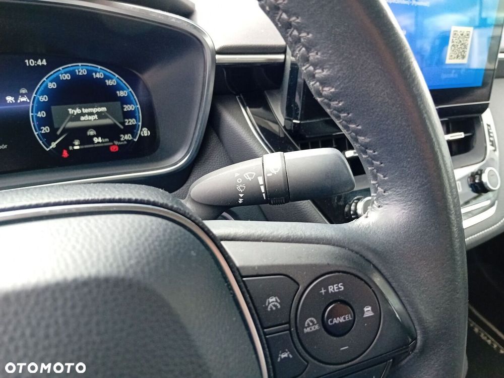 Toyota Corolla 1.8 Hybrid Comfort - 26