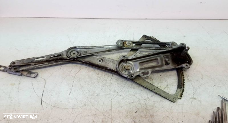 Elevador Manual Fte Dto Opel Astra G Combi (T98) - 2