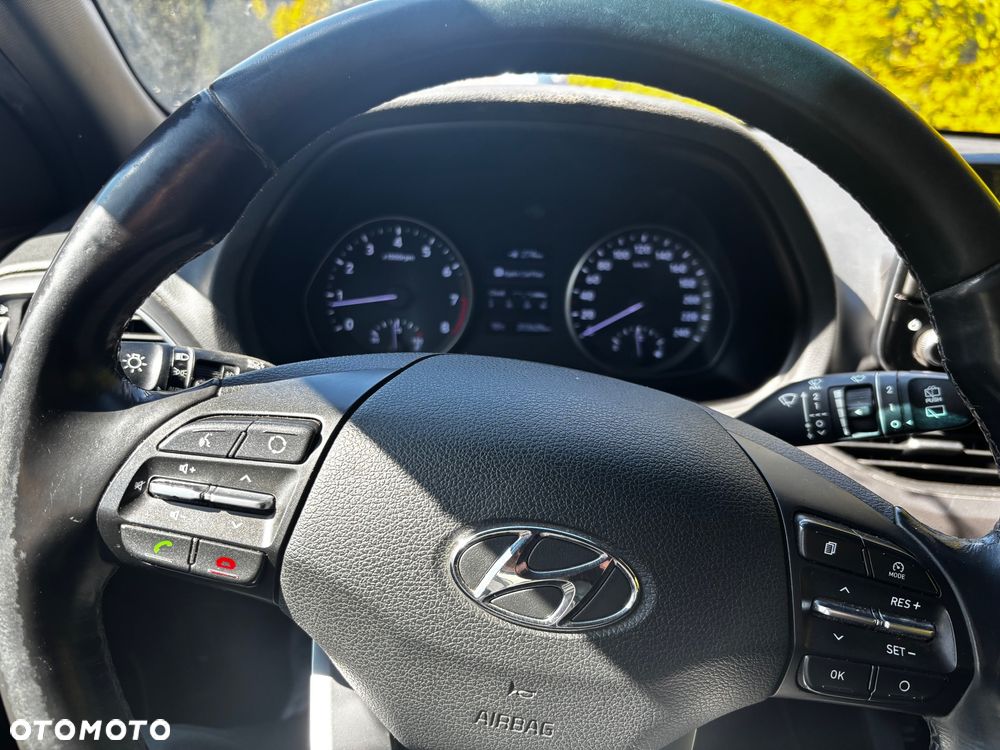 Hyundai i30 1.4 Classic + - 16