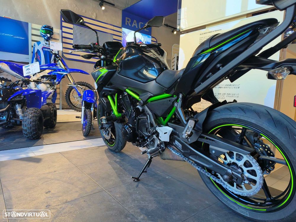 Kawasaki ER Z650 - 8