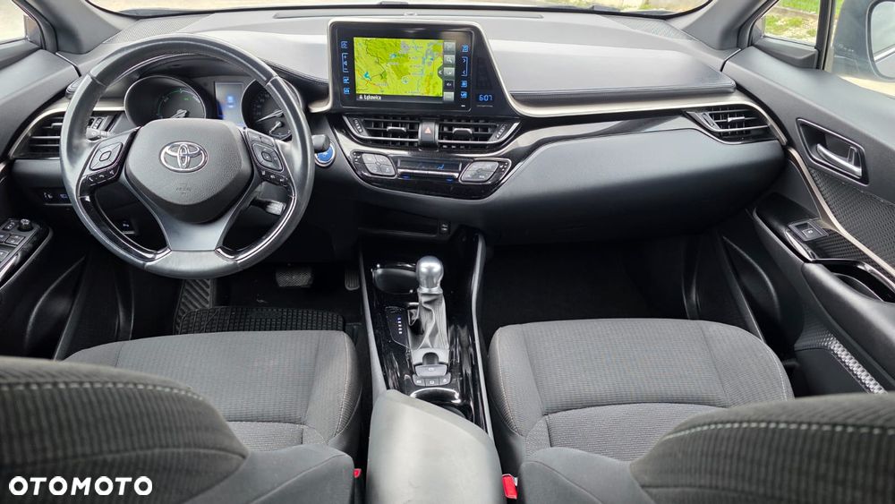 Toyota C-HR - 8