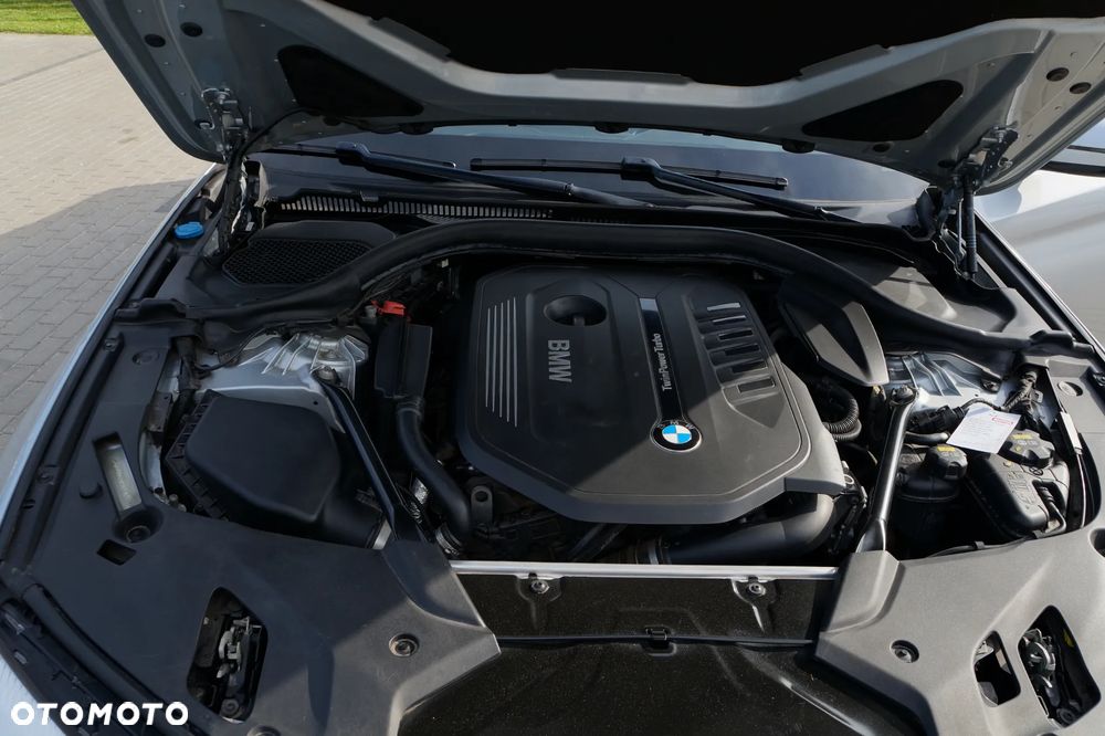 BMW Seria 5 540i xDrive Luxury Line - 18