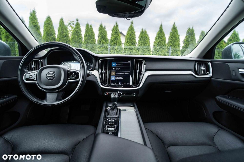 Volvo V60 Cross Country - 20