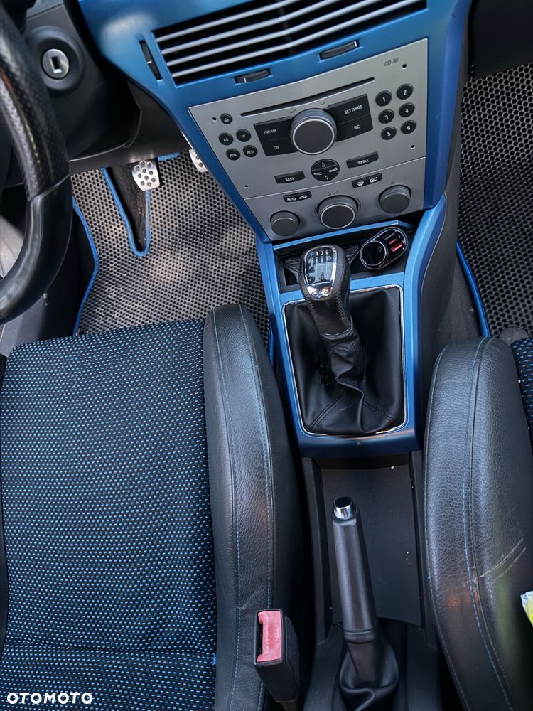 Opel Astra - 17
