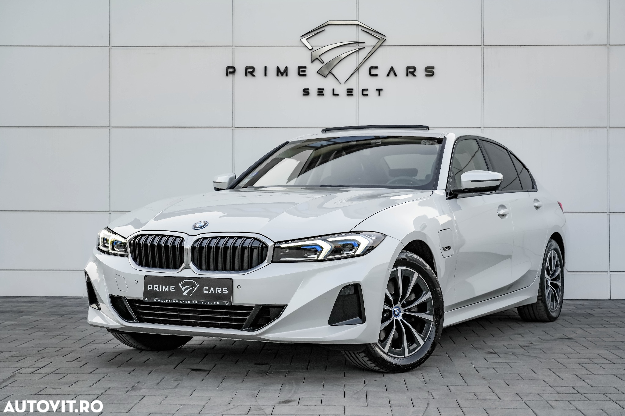 BMW Seria 3 320e Aut. Sport Line - 2