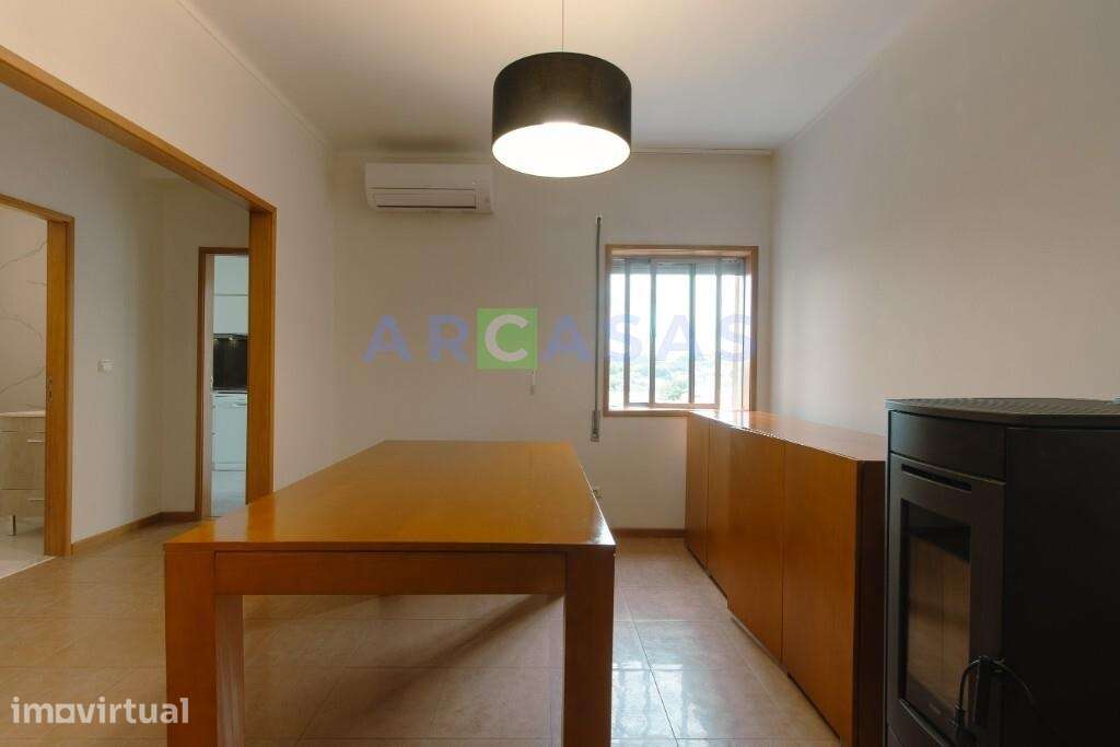 Apartamento T3 renovado com elevador, garagem e escritório no centro d - Grande imagem: 4/30